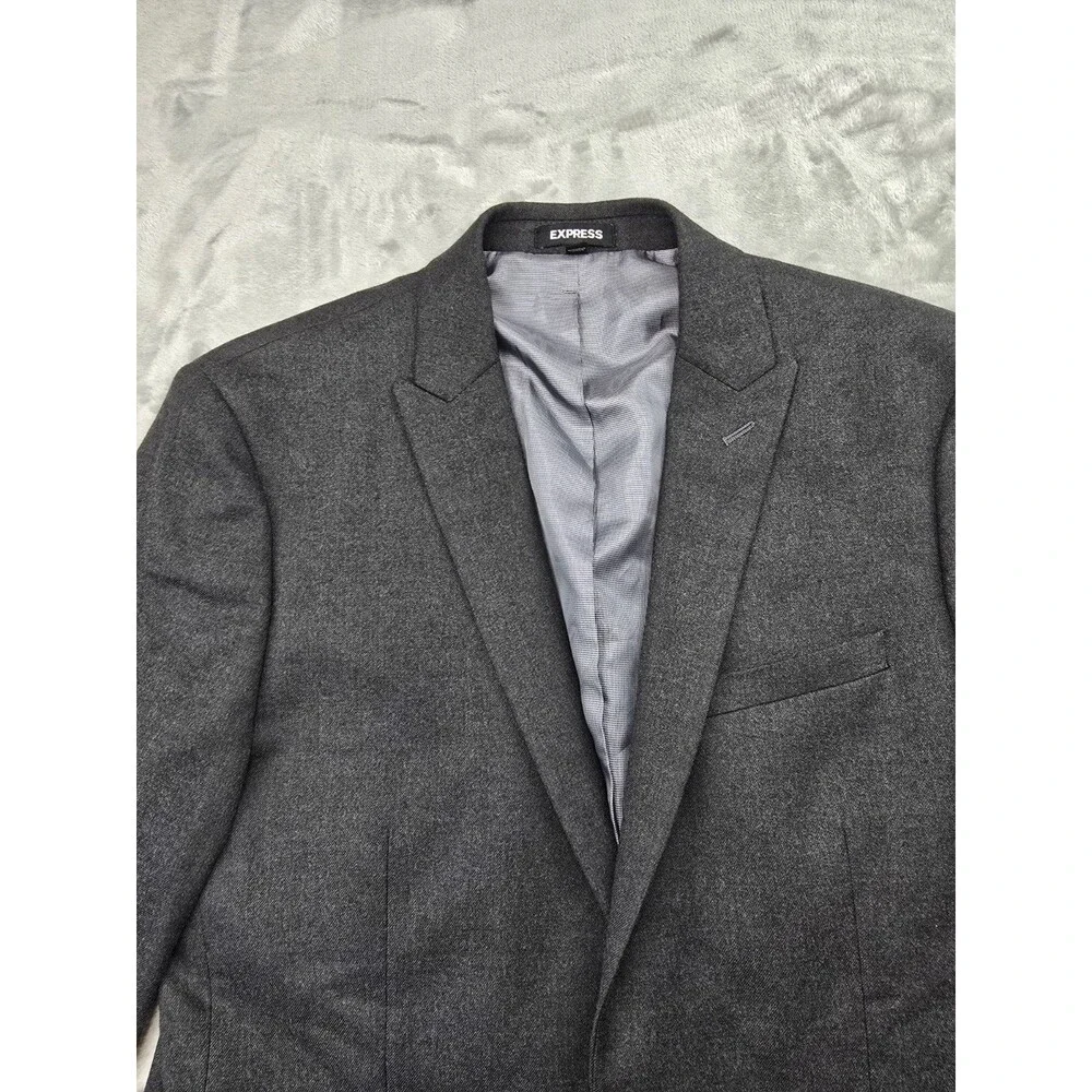 Express Men's Formal Gray Solid Blazer — Size 40R, 2-Button with Pockets.